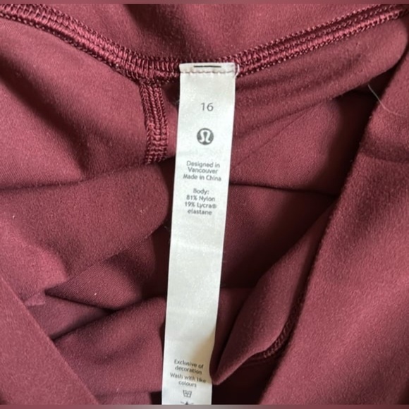Lululemon Athletica Align Leggings - POCKETS! - Red Merlot - 7/8 Length 25” - Picture 4 of 5